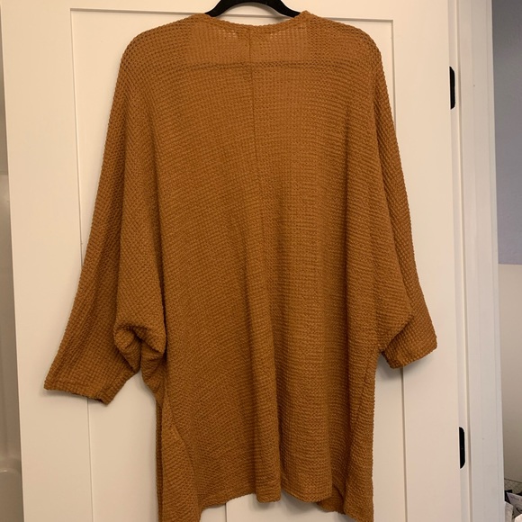 Cardigan - Picture 3 of 4